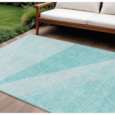 HomeRoots Geometric Transitional Rectangle Outdoor Rug