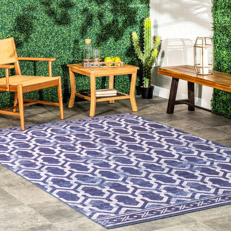 Nuloom Fae Geometric Machine Washable Indoor/Outdoor Area Rug - 8' x 8' Square - Blue