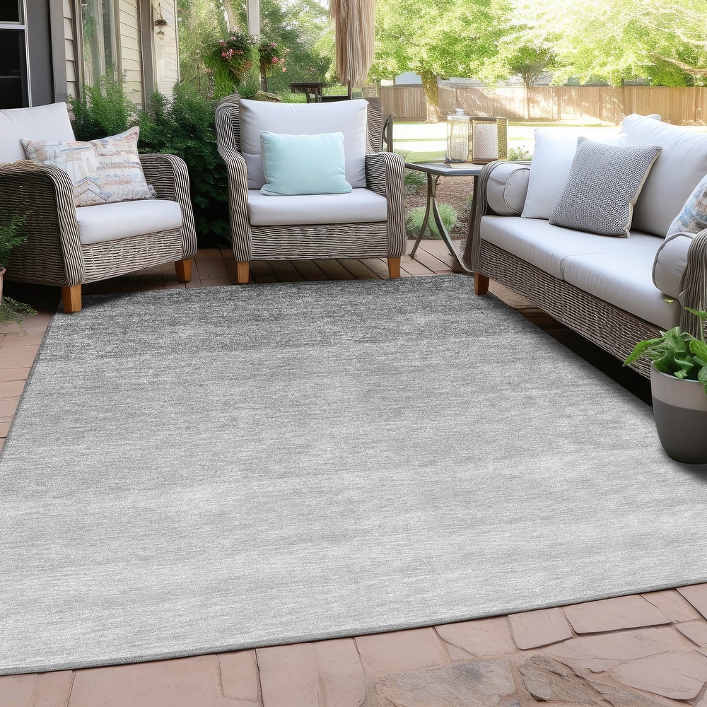 Machine Washable Indoor/ Outdoor Chantille Ombre Solid Rug