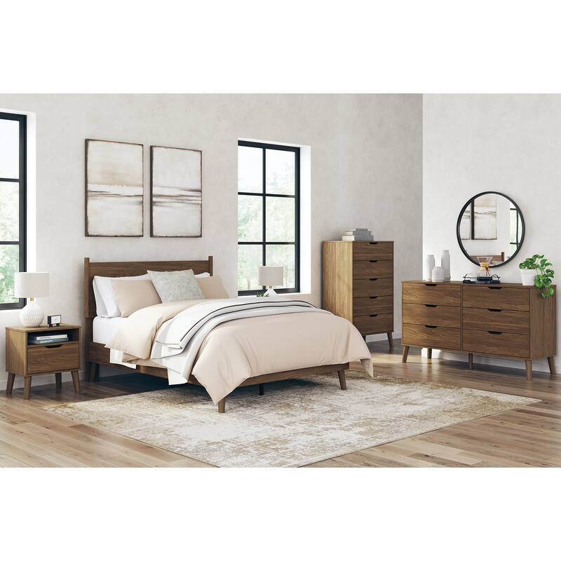 Signature Design by Ashley Fordmont Auburn Dresser