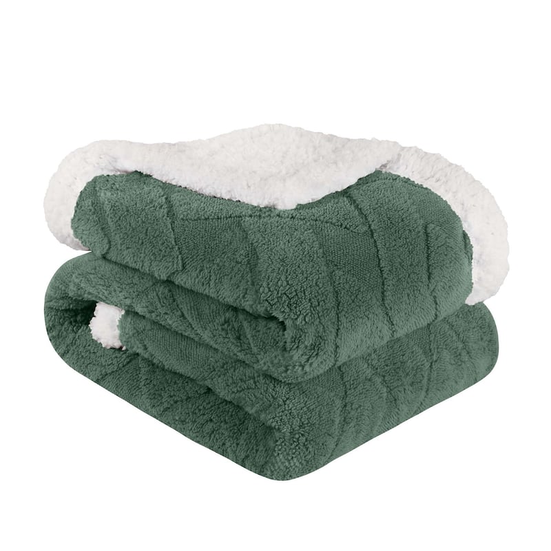 Superior Nuuk Jacquard Lattice Fluffy Sherpa Fleece Blanket - King - Green