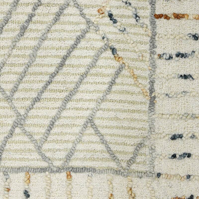 Bakari Drayton Ivory Hand-Hooked Wool Area Rug
