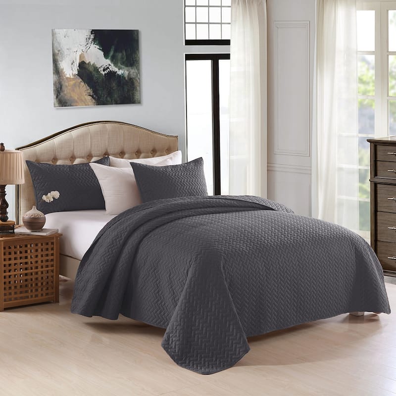 3-piece Fashionable Solid Embossed Quilt Set Bedspread Cover