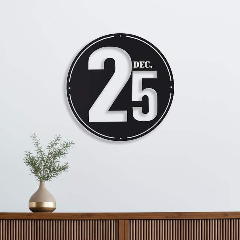 HomeRoots 24" X 24" Black Christmas Dec 25th Iron Circle Hanging Wall Decor - Black - 24.00 in. x 24.00 in.  x 0.50 in.