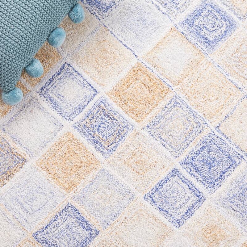 SAFAVIEH Handmade Abstract Safeta Modern Rug