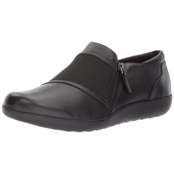 round toe clarks loafers womens