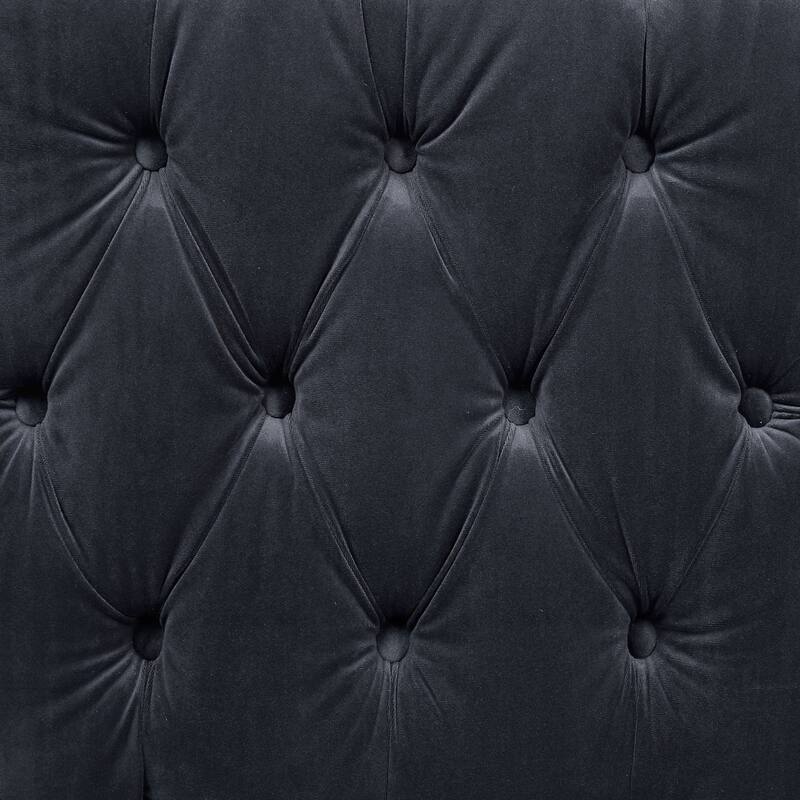 Luxurious Velvet Chair with Exceptional Comfort and Stylish Design