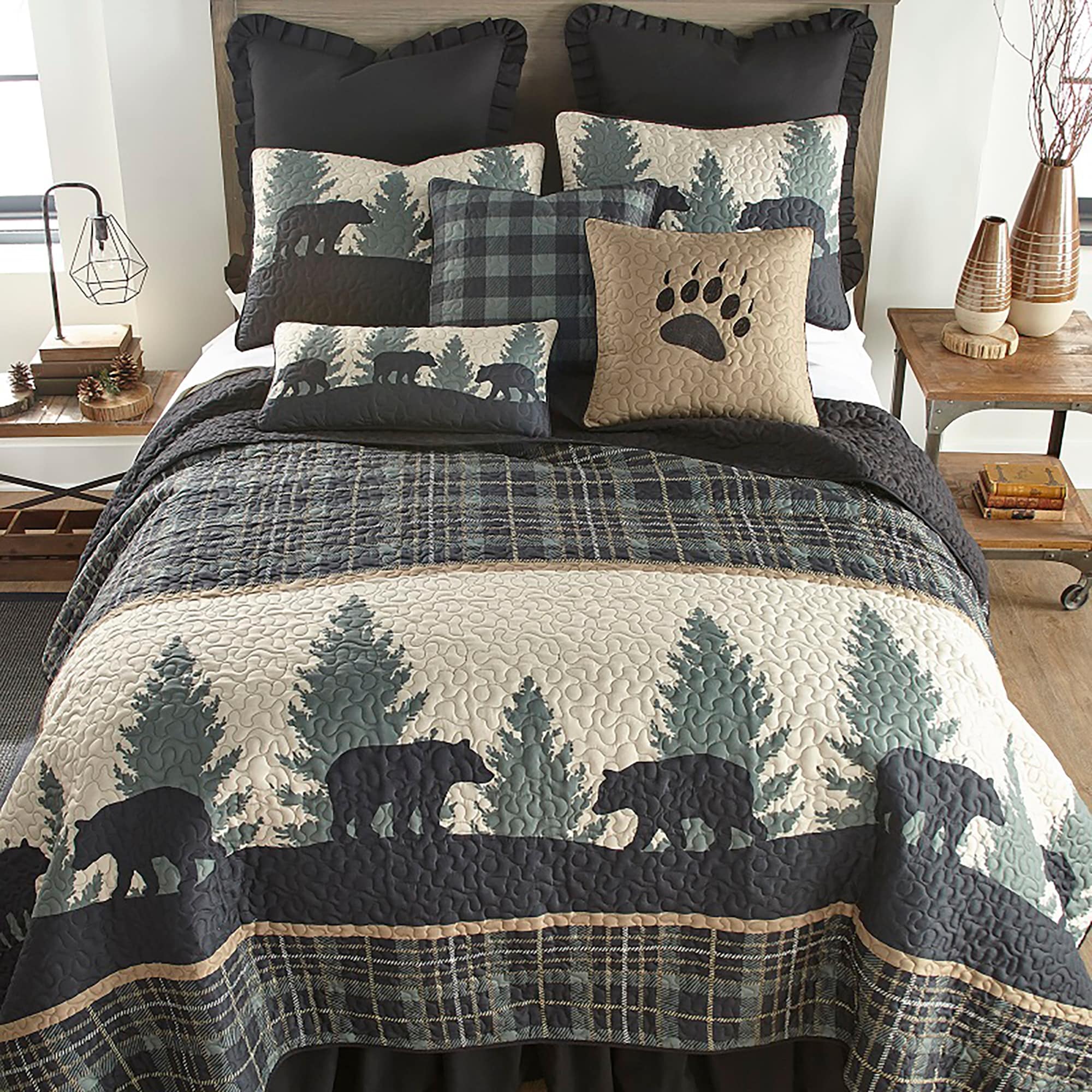Black Quilts and Bedspreads - Bed Bath &amp; Beyond