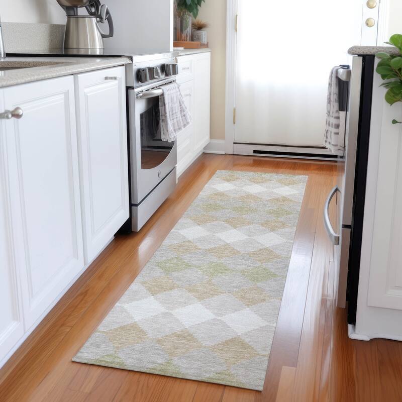 Machine Washable Indoor/ Outdoor Modern Mosaic Chantille Rug