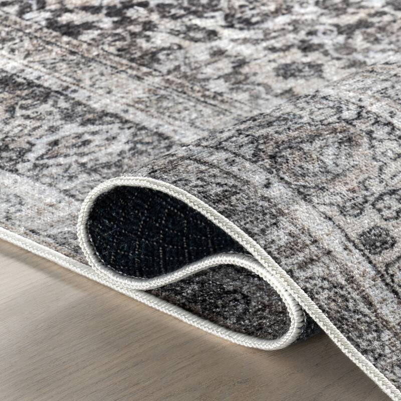 Nuloom Fiore Medallion Machine Washable Area Rug