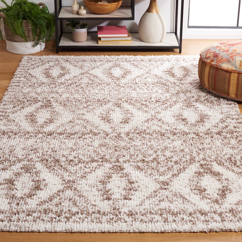 SAFAVIEH Jericho Shag Valarie Boho 1.2-inch Thick Rug - 6'7" Square - Taupe/Ivory