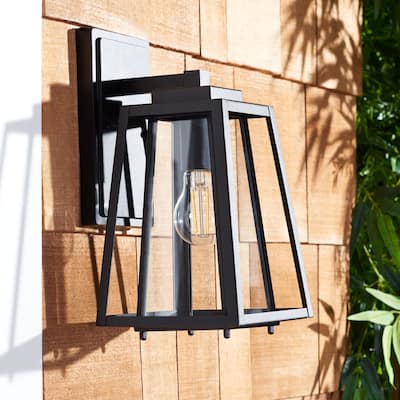 SAFAVIEH Lighting Liboria 7.5" Outdoor Sconce (Set of 2) - 7.5" x 7" x 12" - withD/H - 7Wx7Dx12H