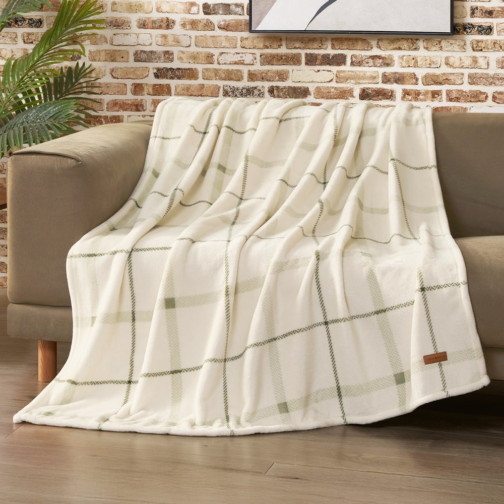 Lucky Brand Palmdale Throws Plush 50" x 70" Throw Blanket