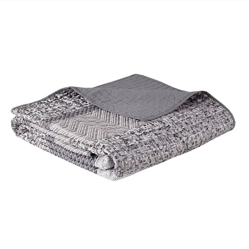 GDF Studio - Rhapsody Reversible Jacquard Quilt Set with Decorative Pillows