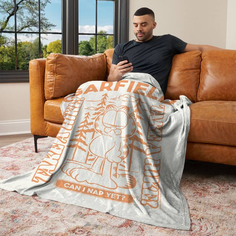Nickelodeon Garfield Silk Touch Throw Blanket