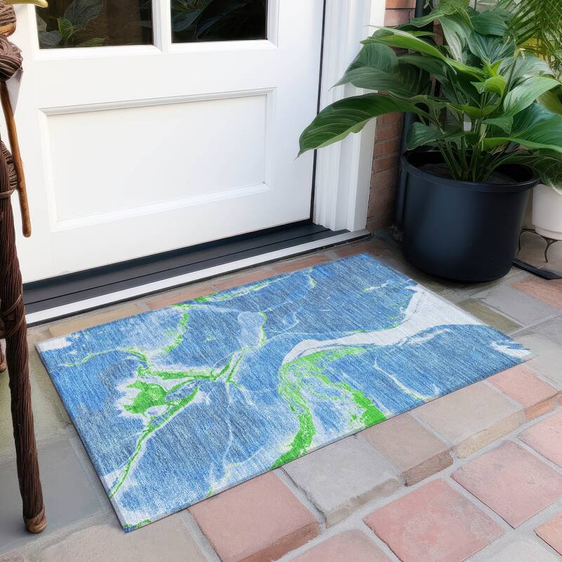 Machine Washable Indoor/ Outdoor Modern Abstract Chantille Rug - Denim - 1'8" x 2'6"