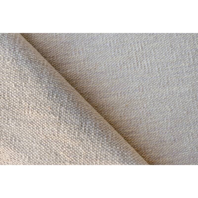 EXQUISITE RUGS Chelsea Flatweave New Zealand Wool Silver Area Rug.