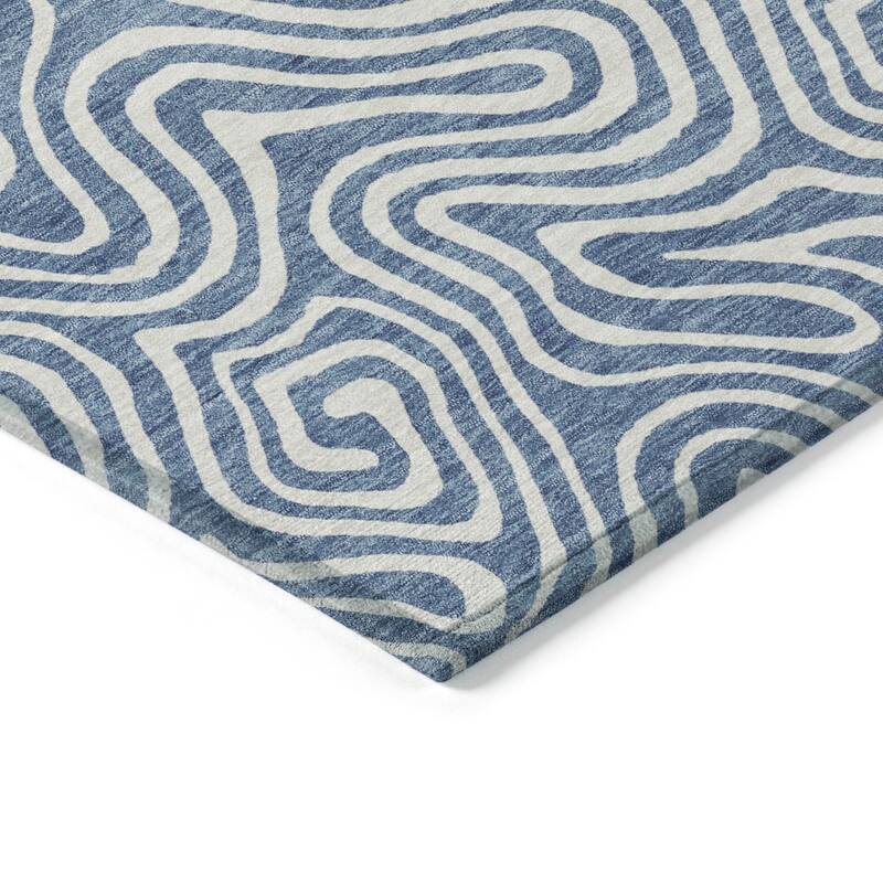 Machine Washable Indoor/ Outdoor Modern Trance Chantille Rug