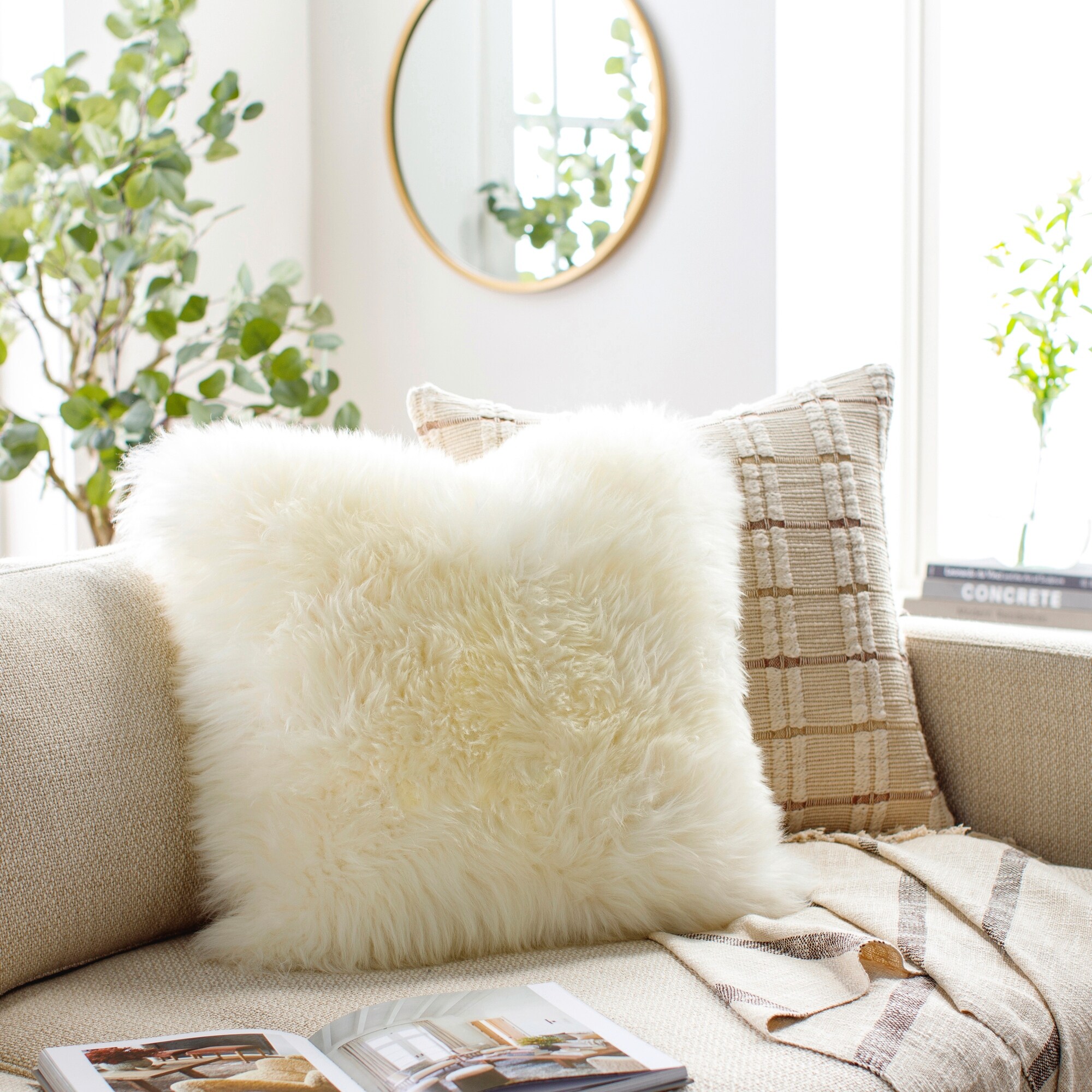 White leather throw pillows hotsell