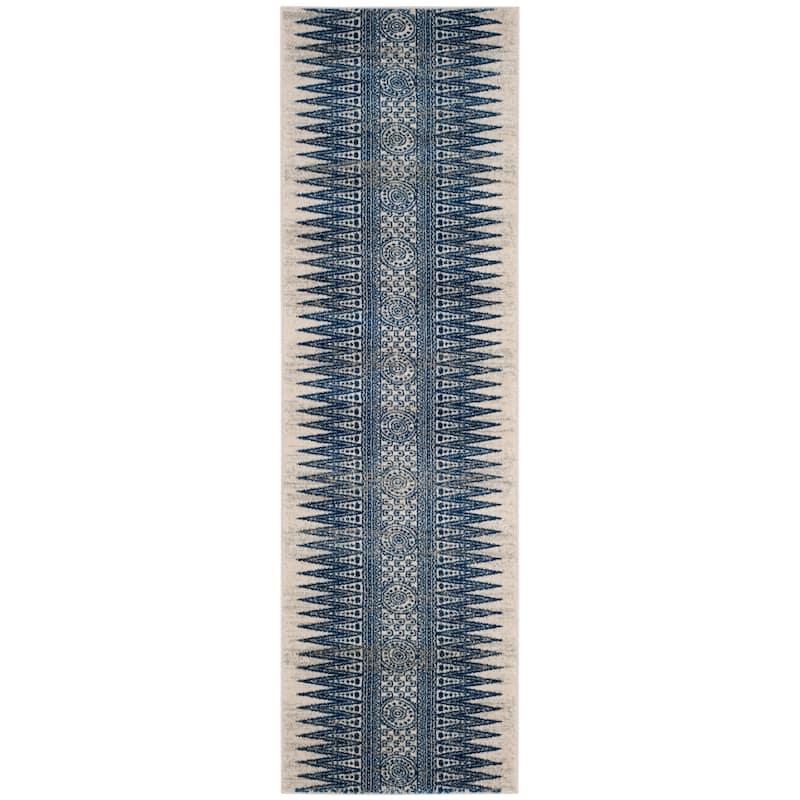 SAFAVIEH Evoke Cecylia Vintage Boho Rug