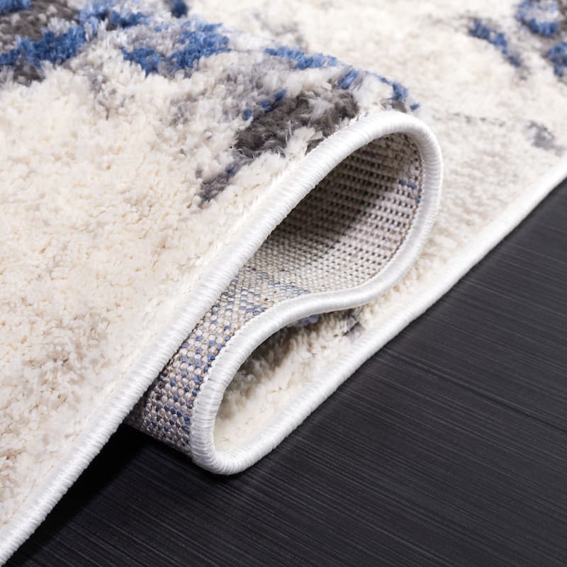 SAFAVIEH Petra Luisa Modern Abstract Rug