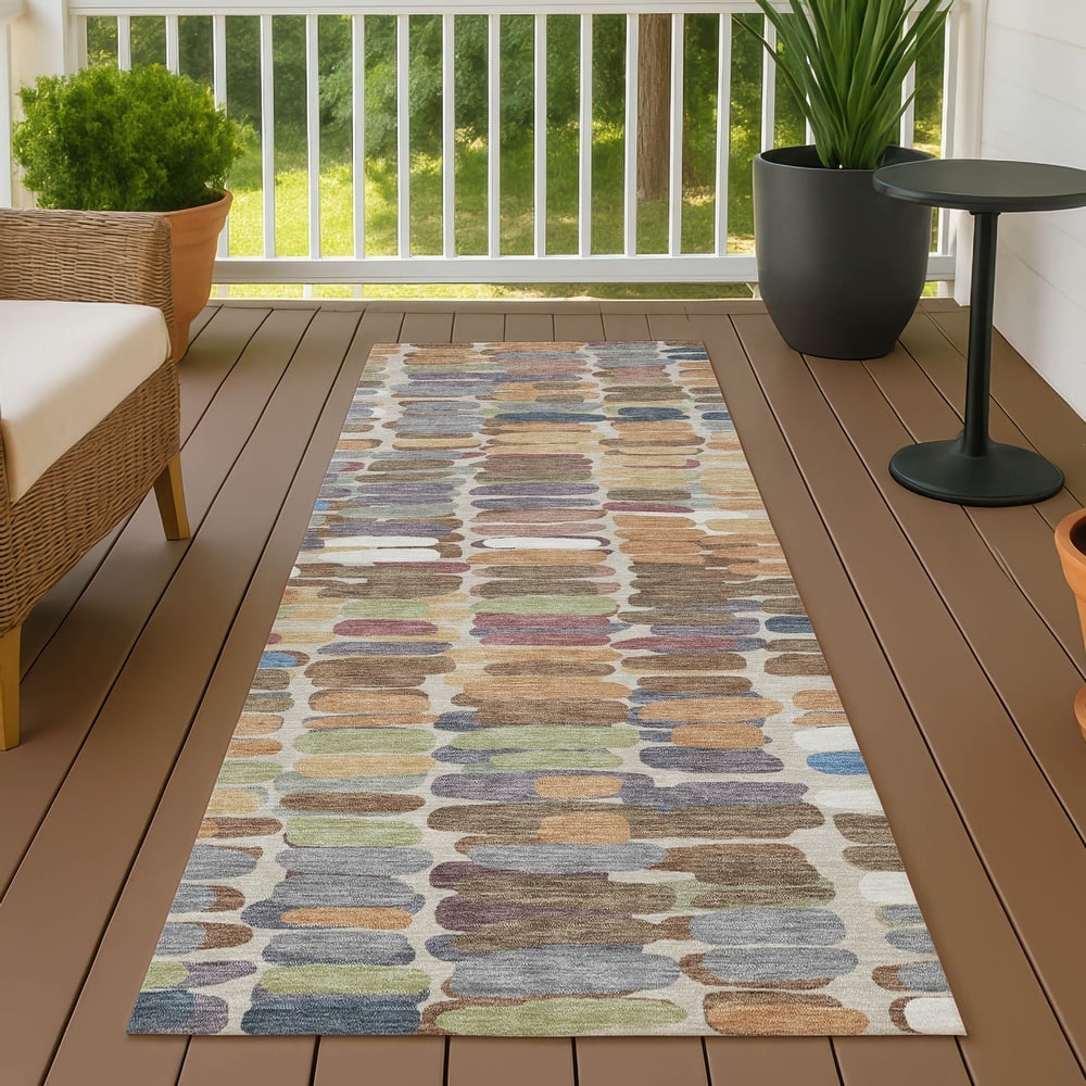 Machine Washable Indoor/ Outdoor Modern Caps Chantille Rug