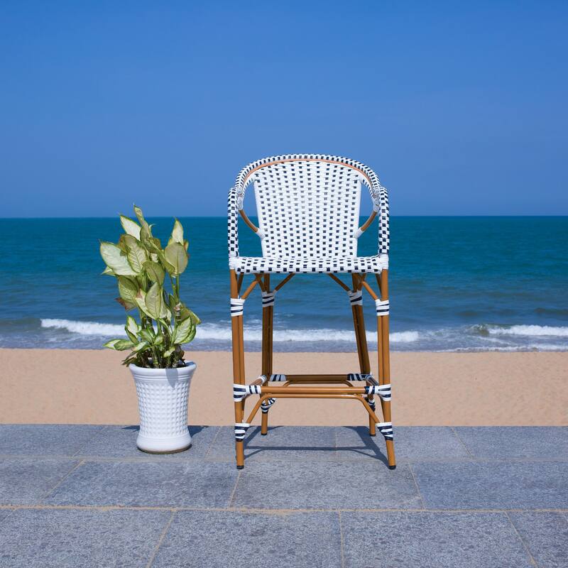 SAFAVIEH Charlize Outdoor Bistro 26-inch Counter Stool with Arms - 23Wx26Dx43H