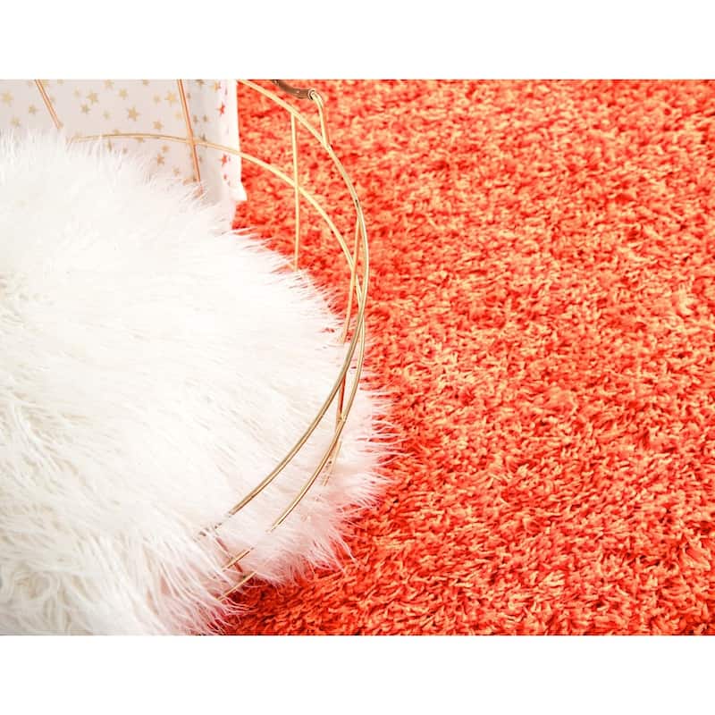 Shag Laurian Collection Area Rug