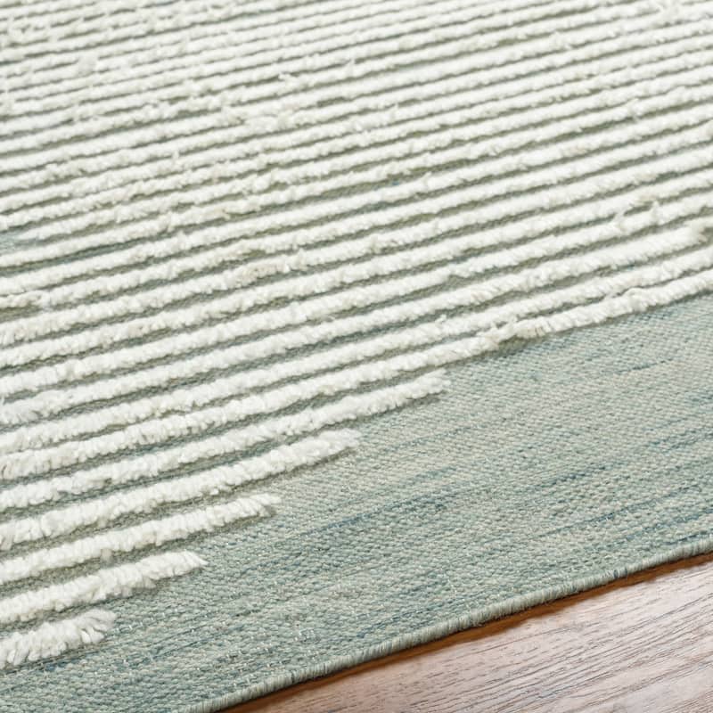 Livabliss Casual Apache Graphic Area Rug