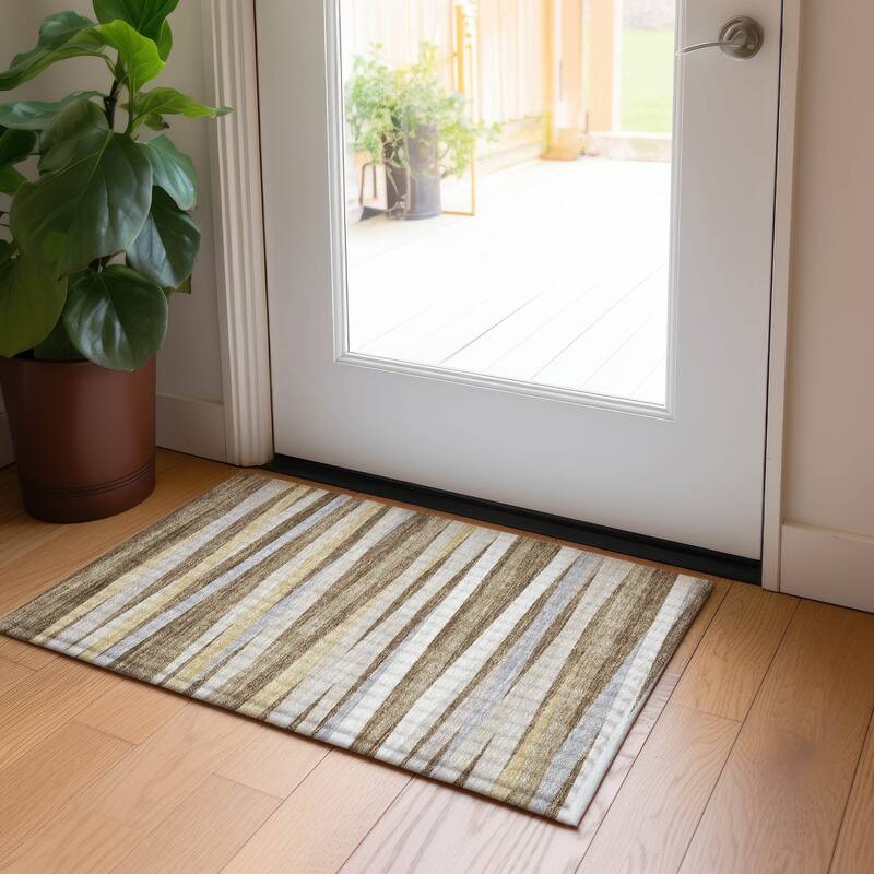 Machine Washable Indoor/ Outdoor Modern Stripes Chantille Rug - Brown - 1'8" x 2'6"
