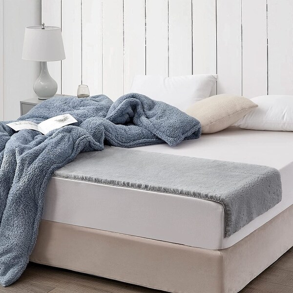 Chunky bed online runner