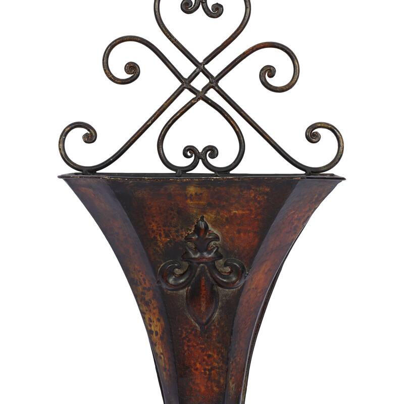 Brown Metal Indoor Outdoor Weathered Hanging Scroll Indoor Outdoor Wall Planter with Fleur-De-Lis Accent (Set of 2)