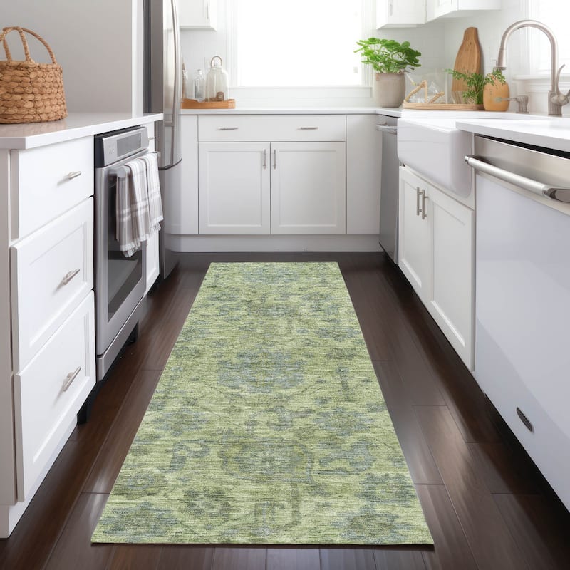 Machine Washable Indoor/ Outdoor Vintage Traditional Chantille Rug - Aloe - 2'3" x 7'6"