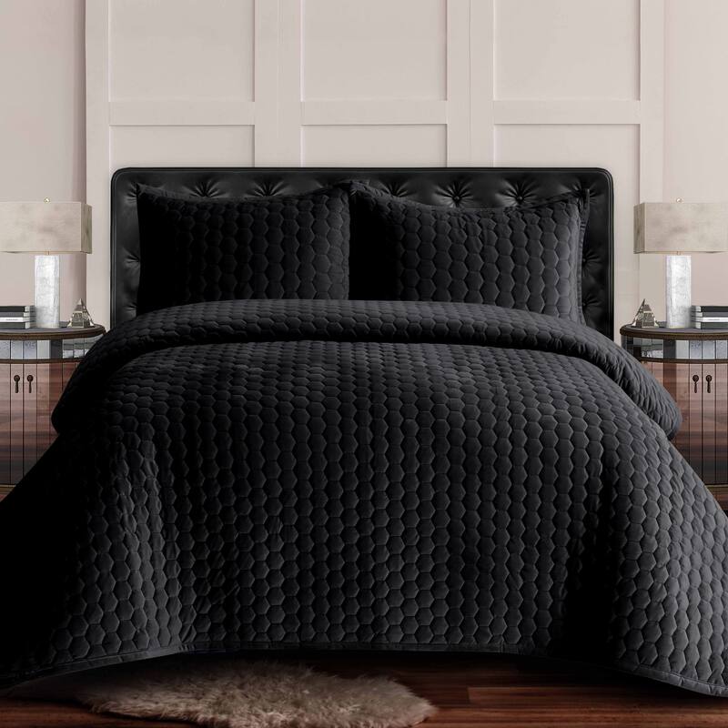 Lugano Honeycomb Velvet Oversized Solid Quilt Set - Black - Twin