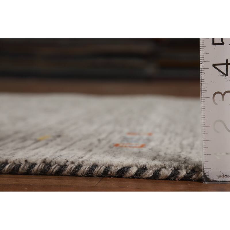 Hand Knotted Oriental 100% Wool Carpet Tribal Stripe Beige & Ivories Gabbeh Area Rug - 5' 11'' X 4' 1''