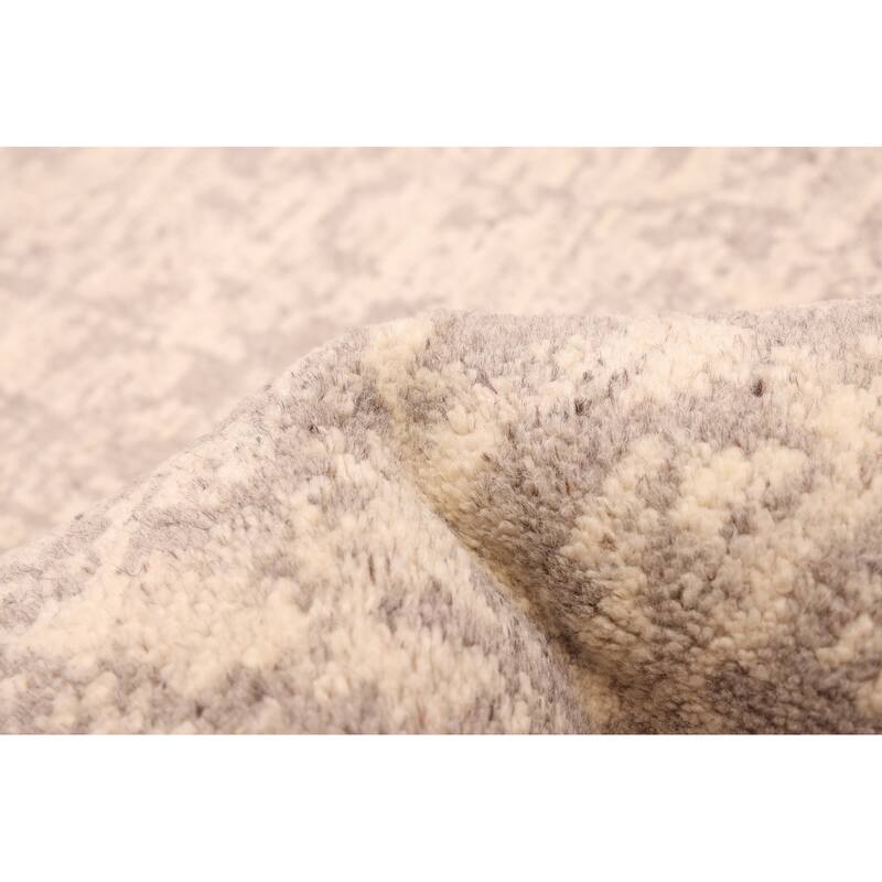 ECARPETGALLERY Hand-knotted Elysian Ivory Wool Rug - 6'0 x 8'11