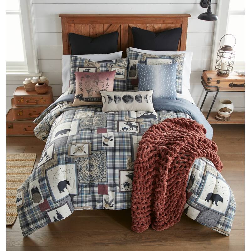 Your Lifestyle by Donna Sharp Forest Sybmols Comforter Collecction