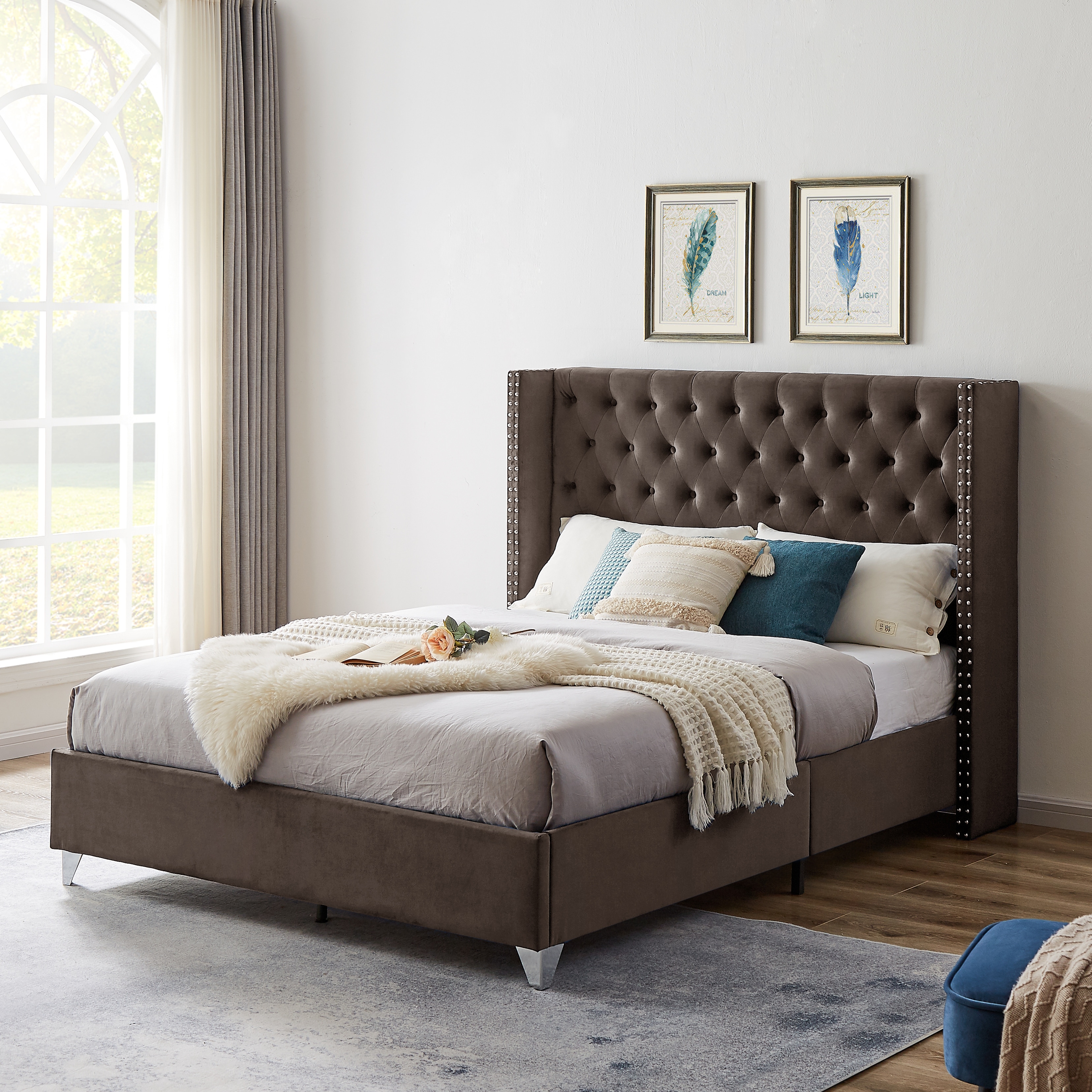 Upholstered Platform Bed Queen Size Bed Frame with Nailhead Trim