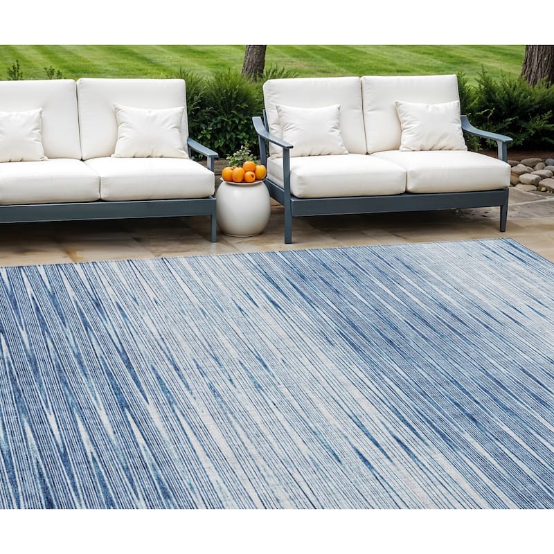 HomeRoots Abstract Transitional Rectangle Outdoor Rug - 8' X 10'