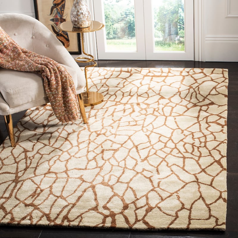 SAFAVIEH Handmade Soho Eliana Desert N.Z. Wool Rug - 5' x 8' - Brown/Green