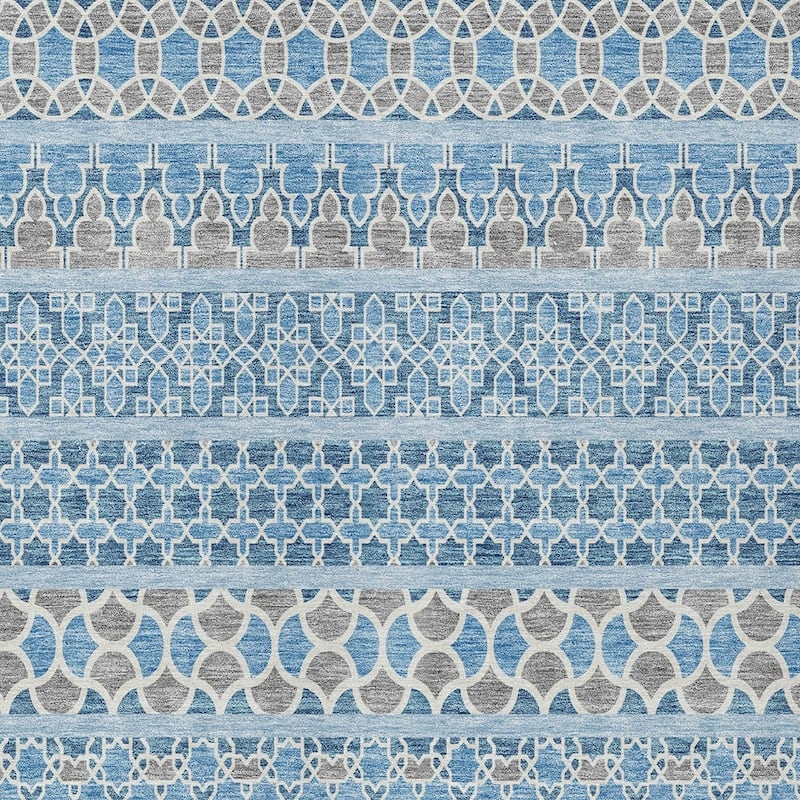 HomeRoots Quatrefoil Transitional Rectangle Outdoor Rug