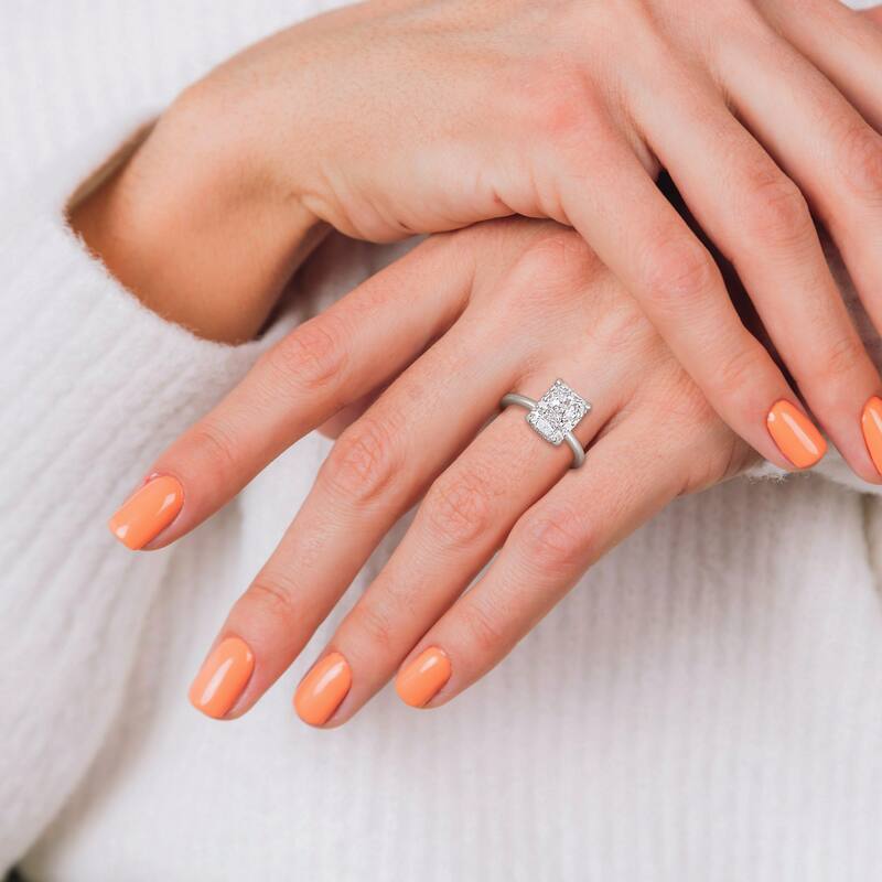 Miadora 5 1/10ct TDW Radiant and Round-Cut Diamond Solitaire Ring in 18k White Gold