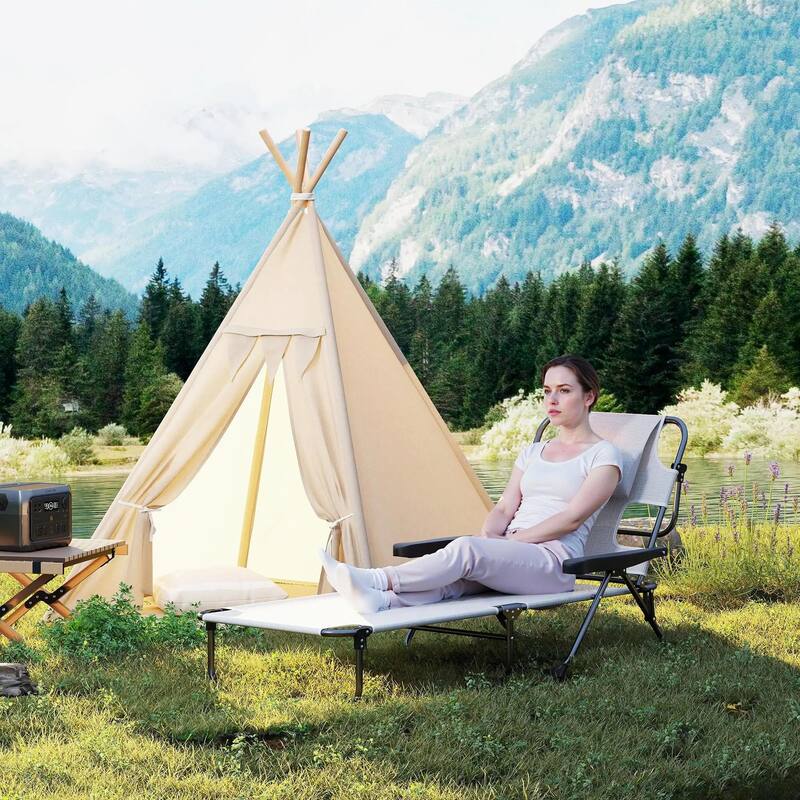 Folding Lounge Chair with Reclining Back
