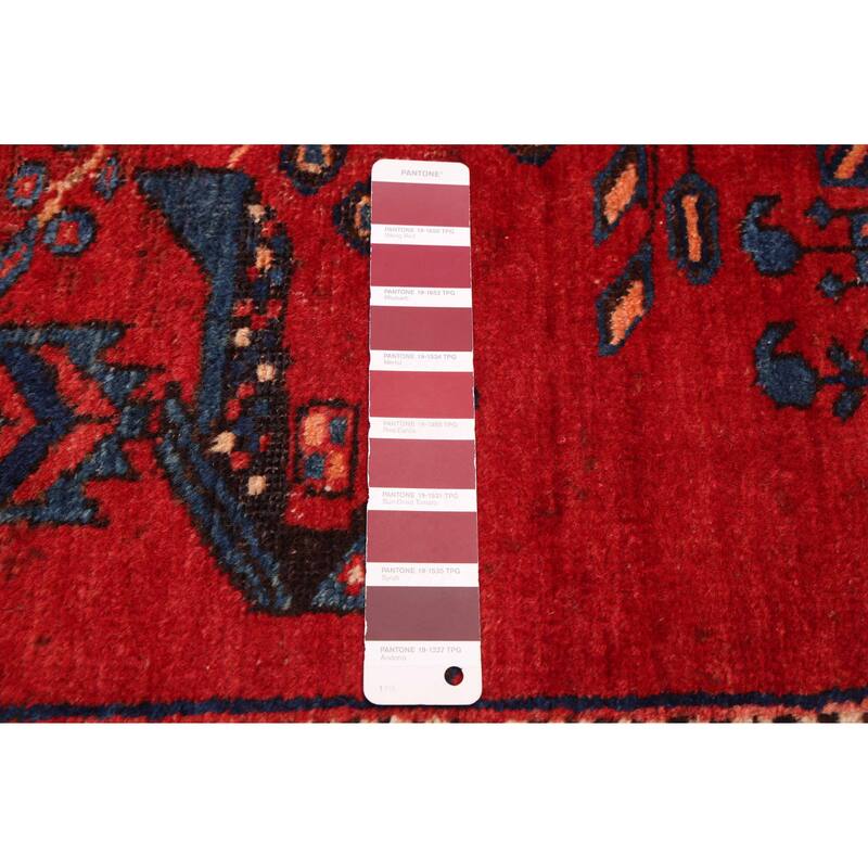 ECARPETGALLERY Hand-knotted Melis Red Wool Rug - 4'1 x 5'9