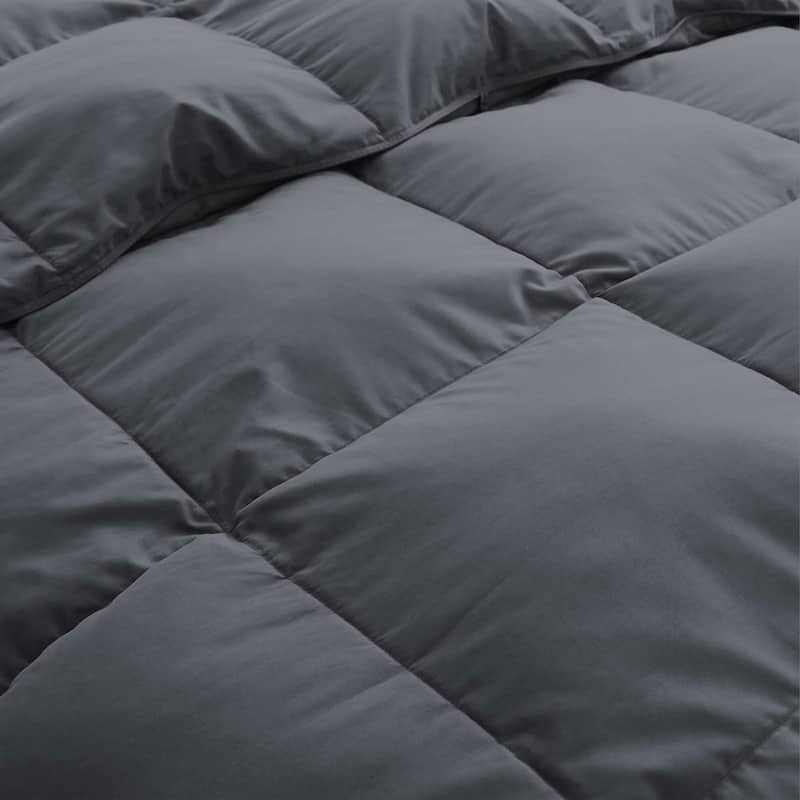 All-Season Medium Warmth White Goose Down Comforter with Premium Fabric