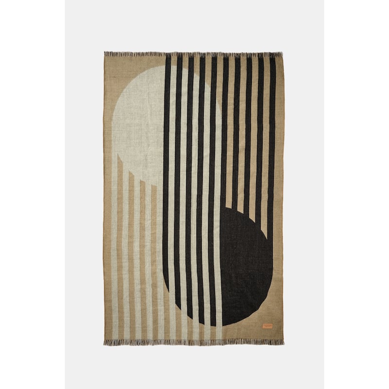 HomeRoots Black And Tan Woven 100% Modacrylic And Recycled Fibers Reversable Throw