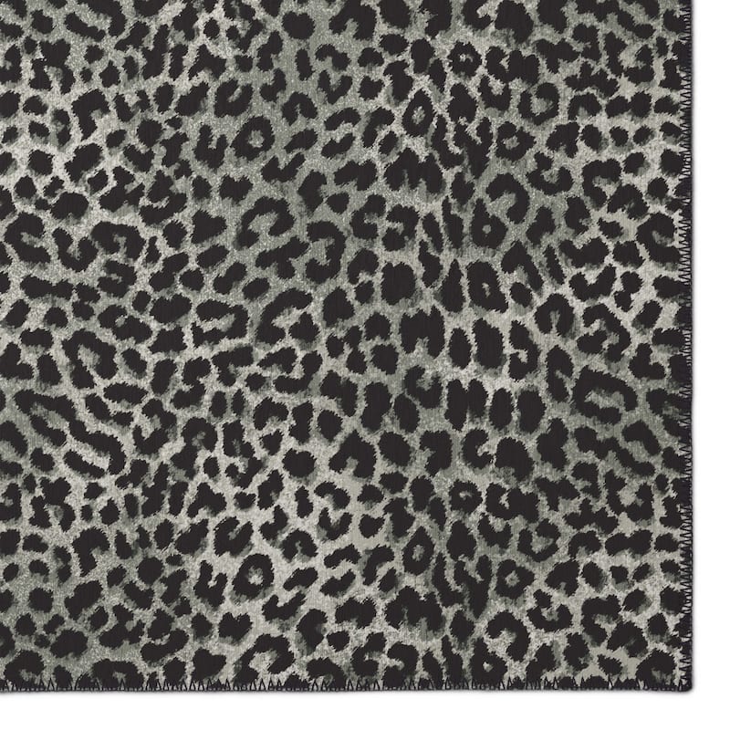 Addison Indoor/ Outdoor Safari Leopard Animal Print Washable Area Rug