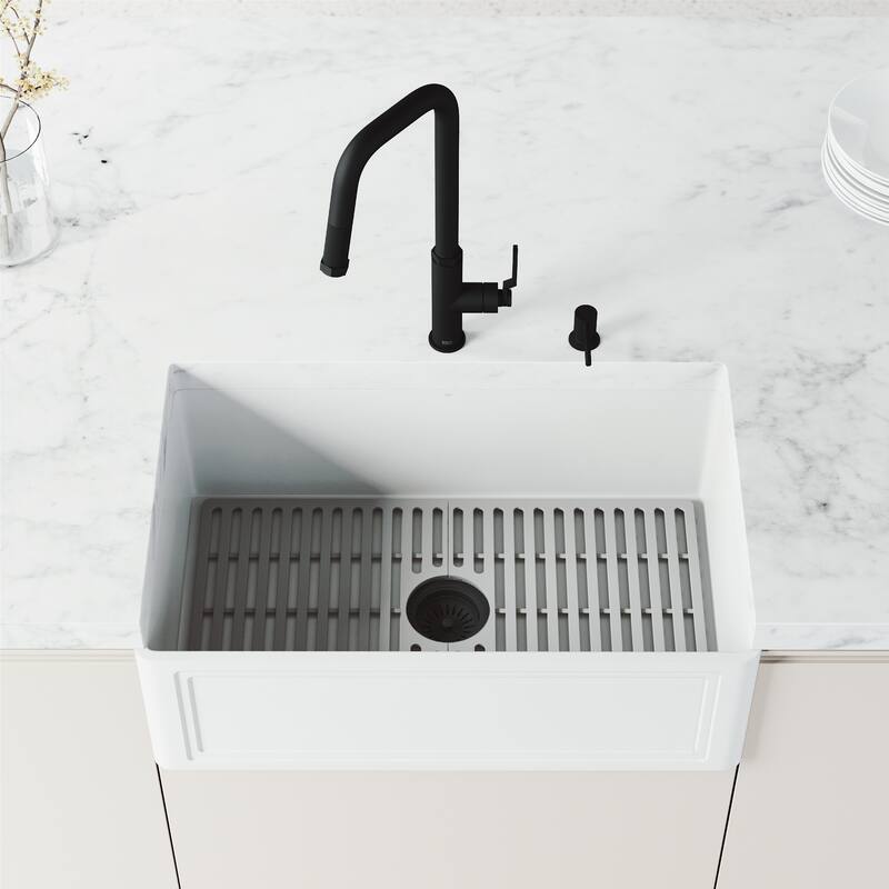 VIGO Hart Angular 18" H Single Handle Pull-Down Kitchen Faucet