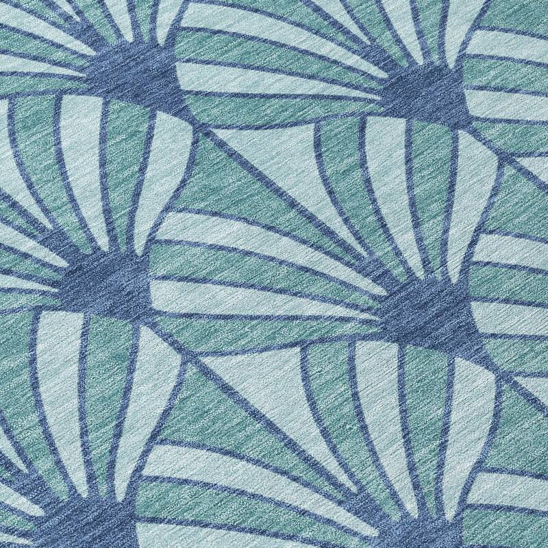 Machine Washable Indoor/ Outdoor Casual Kim Chantille Rug