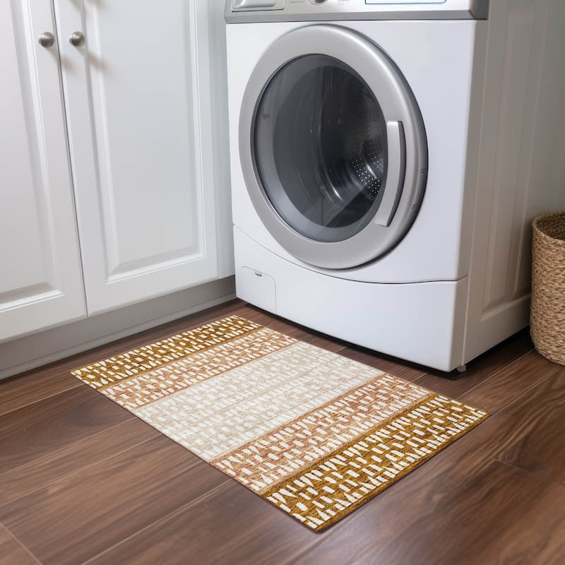 Machine Washable Indoor/ Outdoor Stripe Geo Chantille Rug
